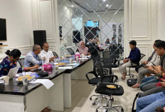 Alami Kelangkaan, Diskopdag Lambar Kumpulkan Agen Elpiji 
