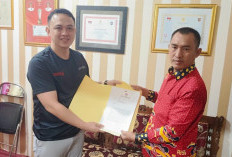 KPU Lampung Barat Serahkan Dokumen Caleg Terpilih ke Gubernur Melalui Pj Bupati
