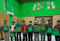 Kemenag Bandar Lampung Bagikan 1.825 Paket Sembako 