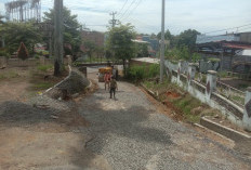 Jalan Menuju 4 Dinas Rusak Parah di Lampung Utara Akhirnya Diperbaiki