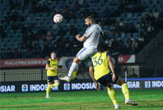  Final Piala Presiden Oxford United vs Port FC