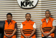 KPK Tahan Gubernur Riau Kasus Pemerasan Proyek Jalan Rp106 M