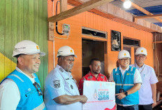 Kado HUT RI, PLN Salurkan Bantuan Pasang Listrik Gratis 2.821 Keluarga Prasejahtera di Seluruh Indonesia