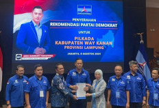 Pasangan Ali Rahman dan Ayu Asalasiyah Resmi Dapatkan Dukungan Demokrat untuk Pilkada Way Kanan 2024