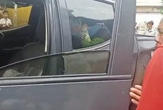 Dua Staf Kelurahan Tanjungharapan Diduga Curi Handphone Warga, Viral Digelandang Polisi