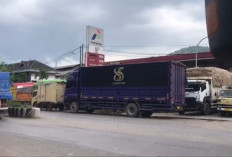Sopir Truk di Bandar Lampung Keluhkan Antrean Panjang BBM Solar Setiap Hari