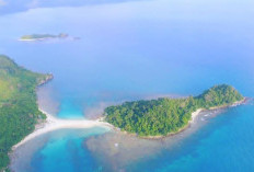 Menjelajah Romantisme Pulau Mengkudu