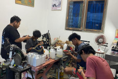  Jasa Cuci Sepatu Clean Area Beromzet Rp30 Juta per Bulan 