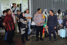 Eva Dwiana Tinjau Arus Balik di Terminal