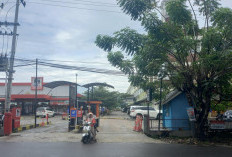 Pemilik dan Penyewa Ruko Tolak Pintu Parkir Berbayar