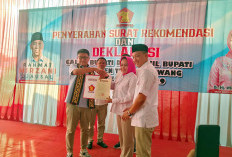 Gerindra Berikan Surat Tugas kepada Winarti - Reynata Irawan untuk Maju di Pilkada Tulang Bawang