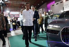 Jokowi : Indonesia Wajib Jadi Magnet Investasi Produksi Mobil Listrik