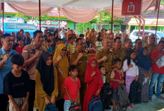 Pj Bupati Tanggamus dan Disdik Bantu Pelajar Korban Banjir di Talangpadang 