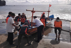 Sekeluarga Terseret Ombak Pantai Labuhan Jukung, Ayah Masih Hilang 