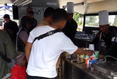 Saat Arus Balik, Polda Lampung Operasikan Dapur Lapangan Beri Makanan Gratis Bagi Pemudik di Pelabuhan Panjang