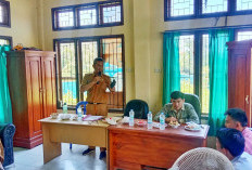 Dinas Perikanan Pesisir Barat Serahkan Kartu Kusuka 