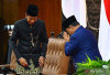 Pengamat: Setahun Memimpin, Prabowo Masih Dibayangi Pengaruh Jokowi
