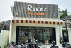   Rokez Butuh Segera Kasir Admin dan Topping 