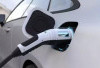  Penjualan Mobil Listrik Turun