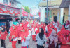 Meriah! Jalan Sehat Season 8 Tabur Hadiah, Warga Kelapa Tiga Sorak-Sorai HUT RI ke-80