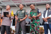 Belasan Oknum TNI Keroyok Warga Sipil dari Satuan Beda